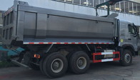 El camión volquete SINOTRUK HOWO A7 371HP 10 del volquete rueda 25tons para la minería