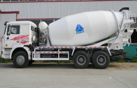Mezclador concreto montado remolque del camión del mezclador concreto del emplazamiento de la obra
