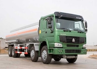 25 el euro de CBM 8X4 LHD 2 336 camiones del tanque groseros de almacenamiento de aceite de HP aprobó el ISO
