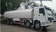 25 el euro de CBM 8X4 LHD 2 336 camiones del tanque groseros de almacenamiento de aceite de HP aprobó el ISO
