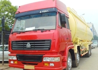 371HP 8X4 RHD 36-45CBM ZZ1317N4667W secan el camión a granel para el material del polvo