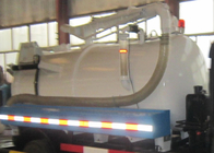 Camión de la succión de las aguas residuales de SINOTRUK HOWO para la empresa 5-6CBM LHD 4X2 Euro2 del saneamiento