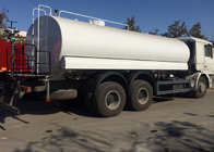 Agua del acero inoxidable que asperja el camión SINOTRUK 18CBM para la rociadura del pesticida