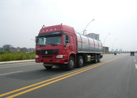 camión del tanque de aceite de 8X4 LHD Euro2 336HP, camiones del transporte del petróleo crudo 30CBM