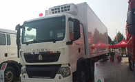 El tipo de impulsión 8×4 35 toneladas refrigeró el camión de reparto para guardar mercancías frescas