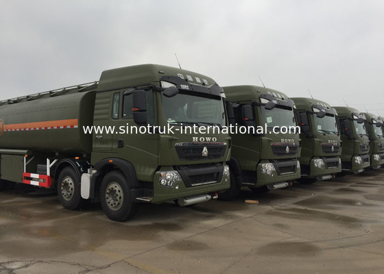 Ordenador del camión de petrolero del combustible de aceite de SINOTRUK 30CBM que reaprovisiona el buque de petróleo de combustible móvil de los camiones de combustible