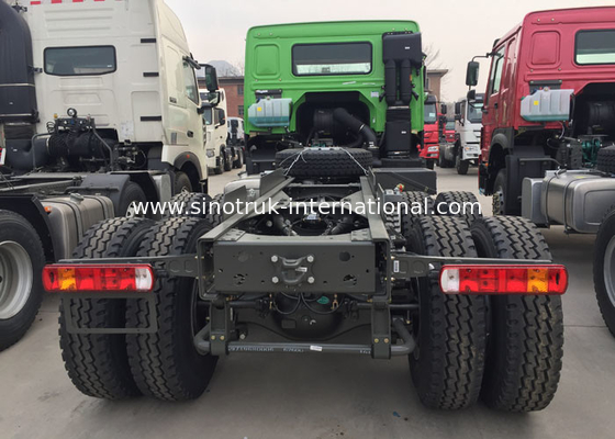 Toneladas del cargo de la capacidad 25 - 40 del camión de neumático del chasis SINOTRUK HOWO ZZ1257N4641W TR691