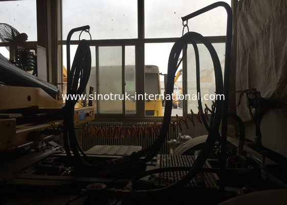 Cargador del lado del envase de SINOTRUK que trabaja con el chasis del camión del cargo de HOWO 8X4