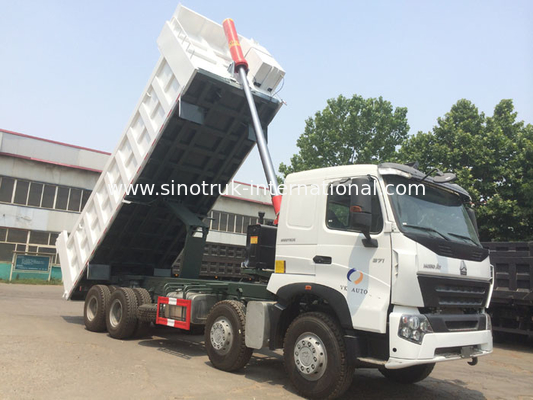 Camión volquete resistente de SINOTRUK HOWO A7 8X4 para la construcción ZZ3317N3867N1