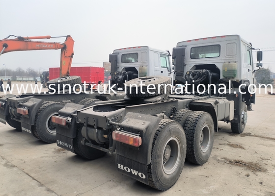 Sinotruk Howo Camión tractor Rhd Tracción en todas las ruedas 6 × 6 Weichai 400 hp Blanco