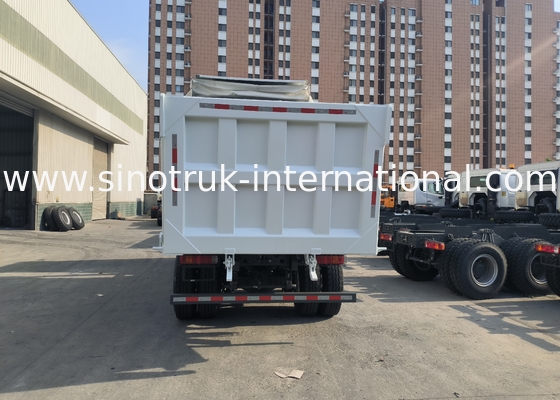 Sinotruk Howo camión de descarga con tirador 380hp 6 × 4 20CBM Blanco con lonas automáticas