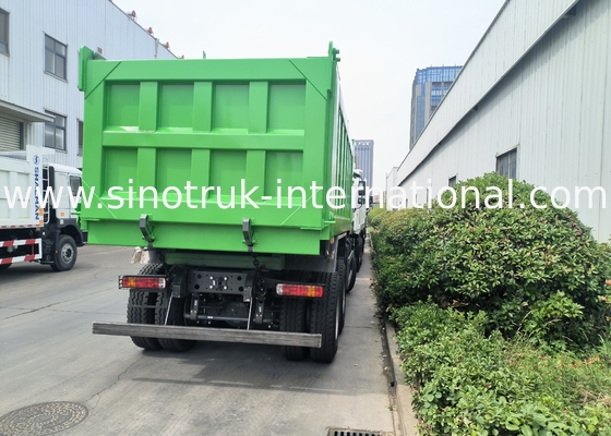 Sinotruk Howo tirador camión de descarga Weichai 400hp 6 × 4 Lhd Verde elevación media