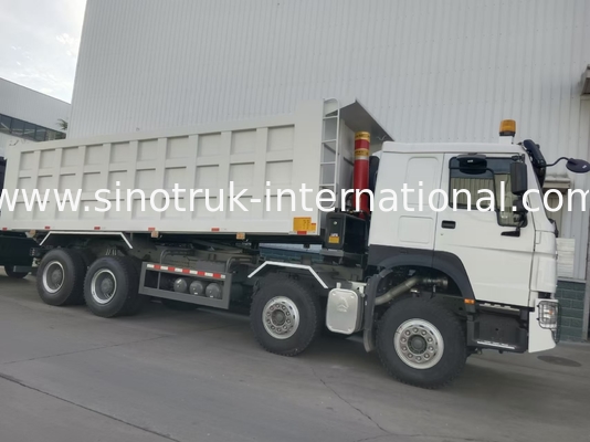 Camión con remache SINOTRUK HOWO 400HP 12 ruedas LHD 31 toneladas 20-30CBM