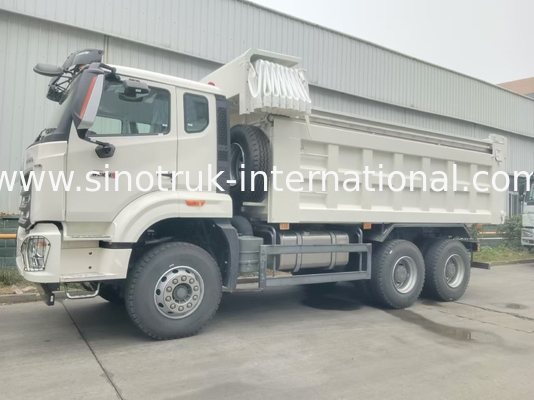 30 - 40 toneladas RHD 10 ruedas Tarpaulin Sinotruk Howo 6x4 camión de remate para la construcción