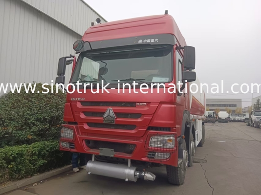 SINOTRUK HOWO camión de tanque de aceite rojo 400HP 8×4 12 ruedas de alta capacidad