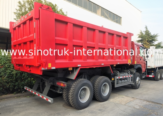 Sinotruk Howo tirador camión 6 × 4 Lhd 10 ruedas cara fantasma parachoques neumáticos de minería