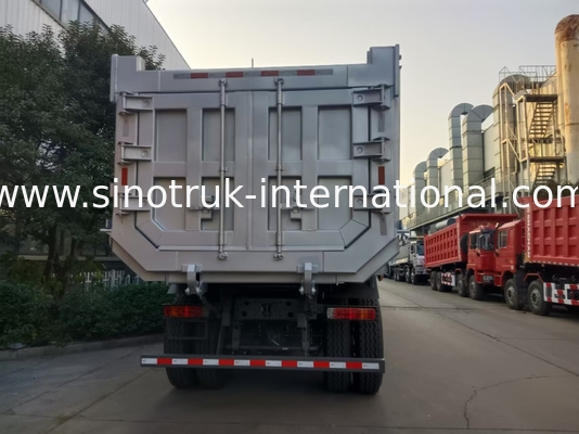 Camión con remache SINOTRUK HOWO 400HP 12 ruedas LHD 40 toneladas 30CBM ZZ3317V3567B1