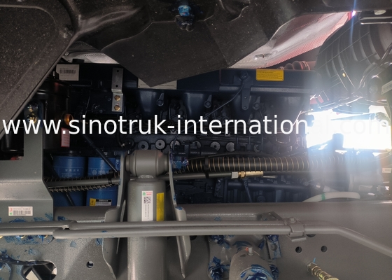Sinotruk Howo Dump Truck con tirador Tx 400hp Euro 2 8 × 4 Lhd 12 ruedas Rojo