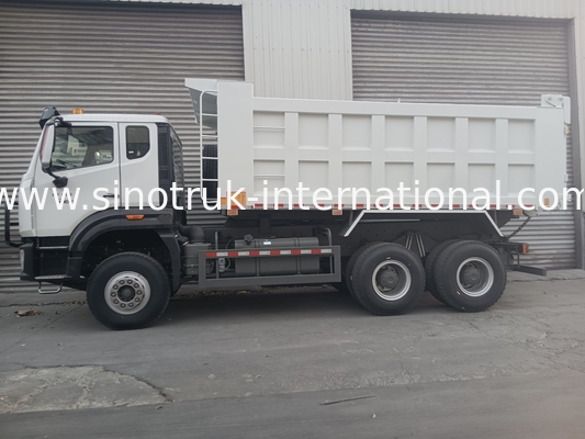 SINOTRUK HOWO 400 HP camión de descarga con tirador para la construcción N7 Luz de advertencia de parachoques militares