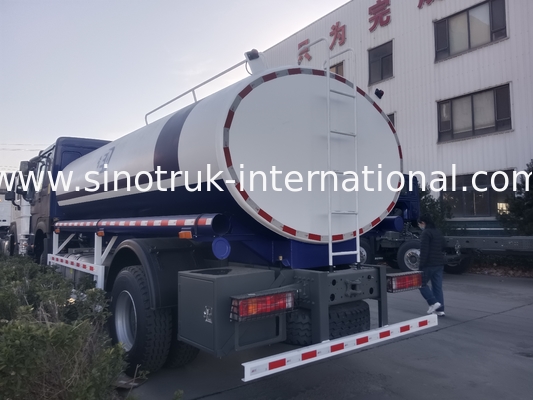 HOWO SINOTRUK Camión del tanque de agua 300HP Azul