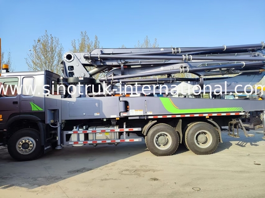 Maestría de gran altura HOWO 380HP Smart Pump Trucks 52m Boom 6x4 Tracción para verter vertical sin igual