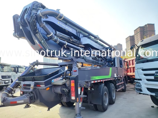 Maestría de gran altura HOWO 380HP Smart Pump Trucks 52m Boom 6x4 Tracción para verter vertical sin igual