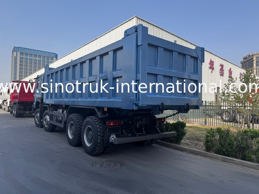 Camión de remate SINOTRUK HOWO 380HP 12 ruedas LHD 31 toneladas 20-30CBM ZZ3317N3567B1R