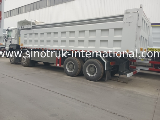 SINOTRUK HOWO 380HP camión de descarga de volante 12 ruedas LHD 31 toneladas 20-30CBM V7-X Cabina