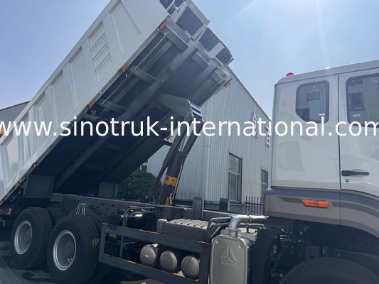 SINOTRUK HOHAN Howo Camión Volquete Basculante Elevación Media Motor Weichai 6 × 4 LHD Caja de Carga Rectangular Blanco 19-20CBM