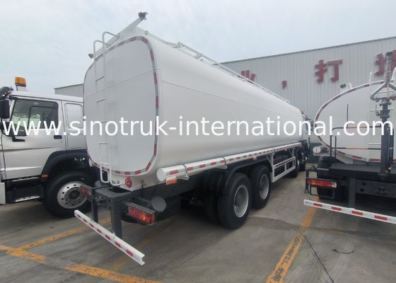 Camión de transporte de aceite con salida de motor de 400 CV: la solución perfecta para la entrega segura de aceite