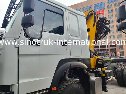 Your All-in-One Workhorse: HOWO 371HP 6x4 with XCMG 12T Crane