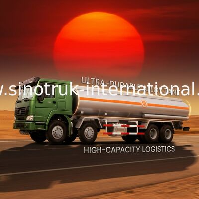 Euro del camión del tanque del aceite lubricante 8X4 LHD 2 336 camiones de petrolero del petróleo de HP