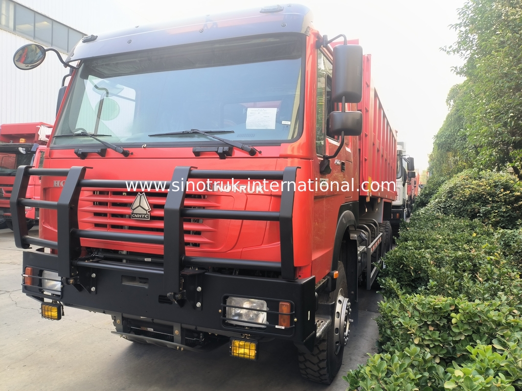 Sinotruk Howo tirador camión 6 × 4 Lhd 10 ruedas cara fantasma parachoques neumáticos de minería