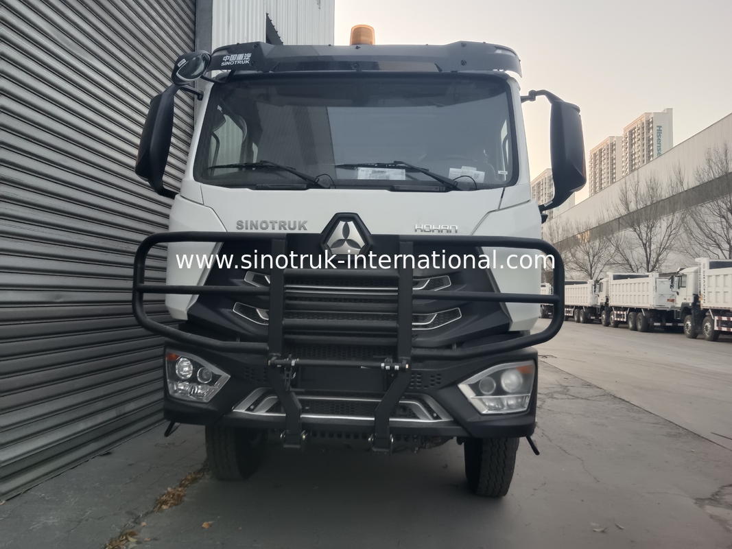 SINOTRUK HOWO 400 HP camión de descarga con tirador para la construcción N7 Luz de advertencia de parachoques militares