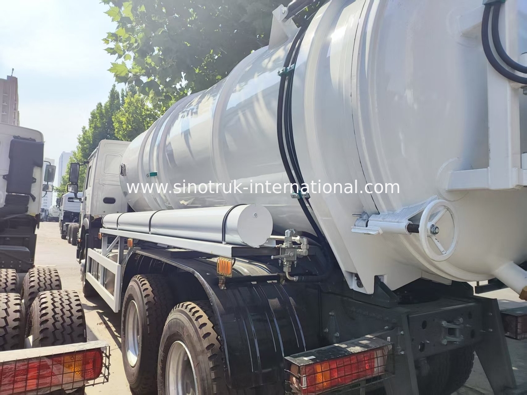 Camión de limpieza de aguas residuales HOWO 6*4 16CBM 380HP: Alto rendimiento que se combina con soluciones de limpieza multifuncionales y eficientes
