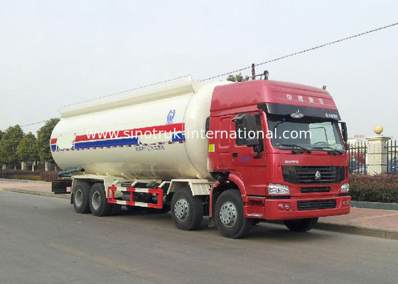 Camión semi a granel del cemento con el motor diesel de la inyección de carburante electrónica de 4 movimientos