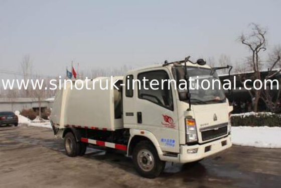 LHD 4X2 SINOTRUK HOWO comprimió el camión 5 de la recolección de basura del compresor - 6m3