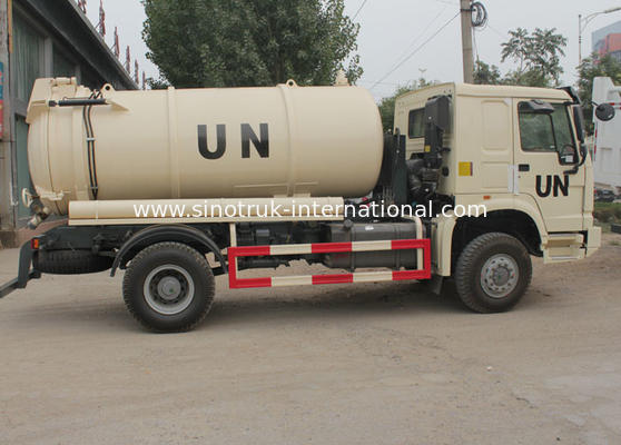 Camión 10000L LHD 4X2, camiones de la succión de las aguas residuales de SINOTRUK HOWO de la basura líquida