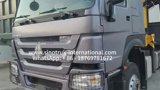Grúa montada sobre camión